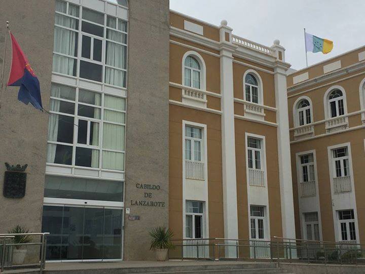 2015 10 cabildo lanzarote bandera